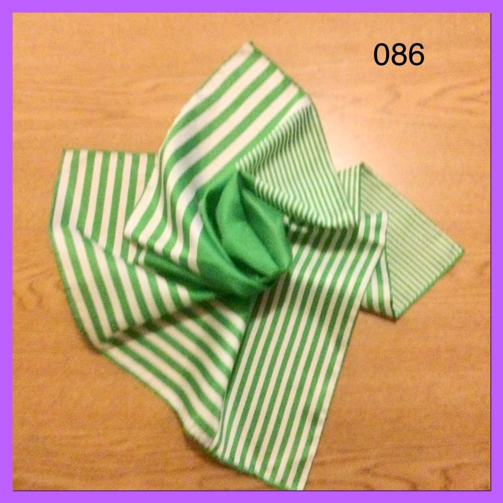 Kelly Green Striped Scarf_086